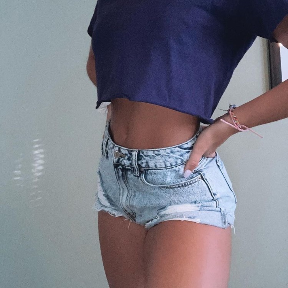 crop top